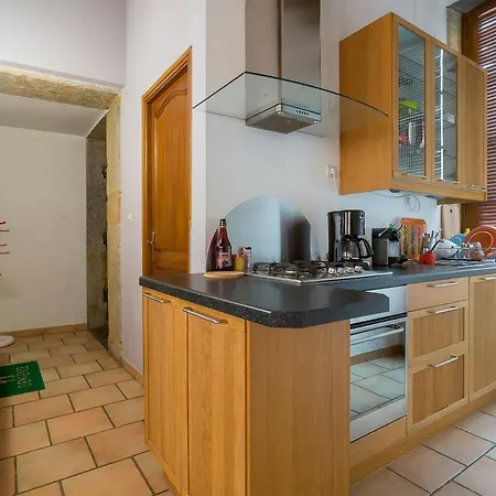 Luckey Homes- Rue De La Baleine Apartment *