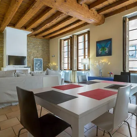 Luckey Homes- Rue De La Baleine Lyon