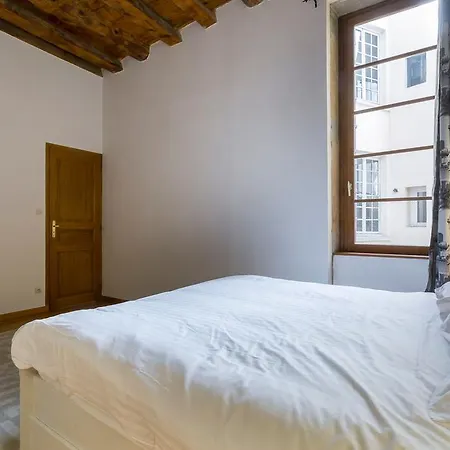 Luckey Homes- Rue De La Baleine Apartment